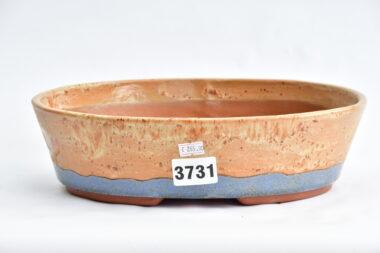 Ovale, handgetöpferte Schale